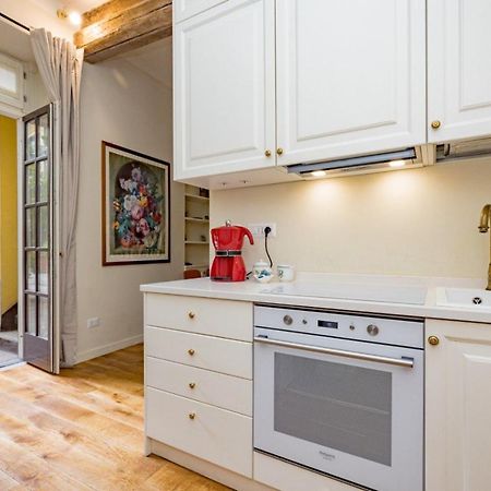 Charme Loft - 5 Min Duomo Apartment Milano Ngoại thất bức ảnh