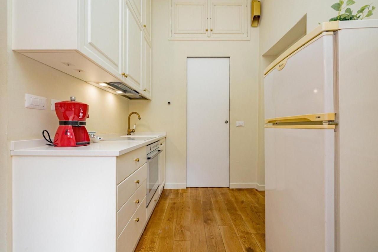 Charme Loft - 5 Min Duomo Apartment Milano Ngoại thất bức ảnh