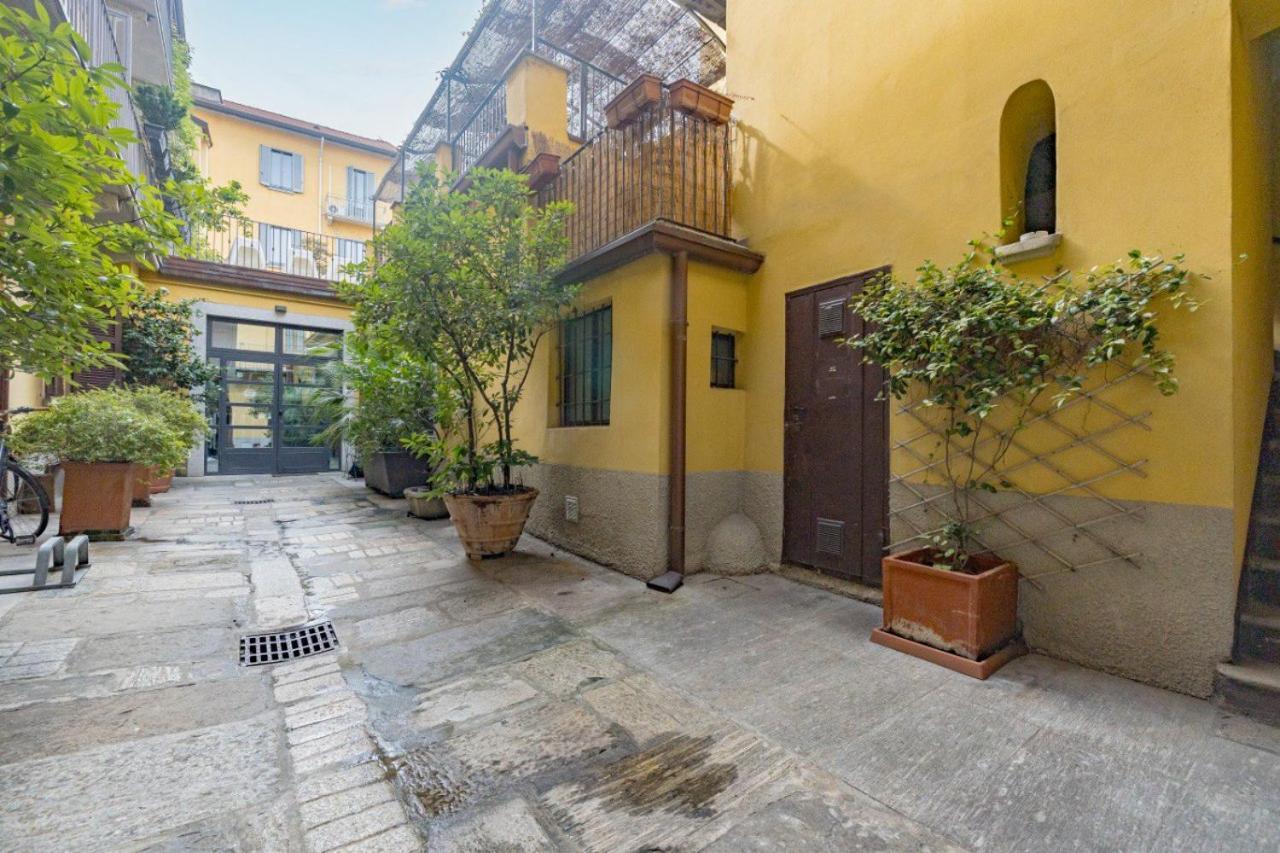 Charme Loft - 5 Min Duomo Apartment Milano Ngoại thất bức ảnh